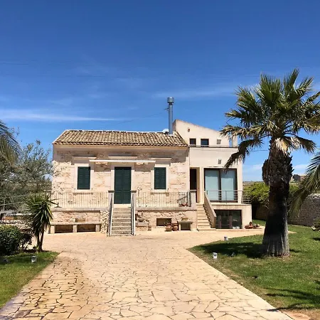 Le Maria Country Luxury *